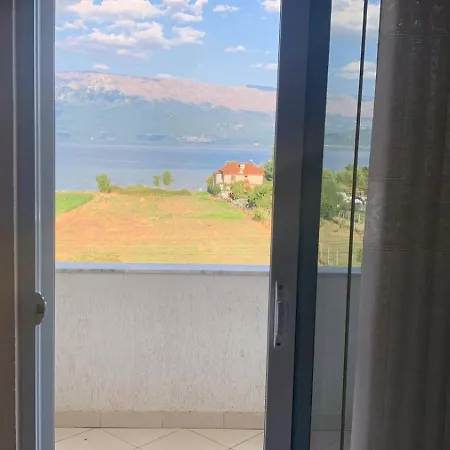 View * Pogradec